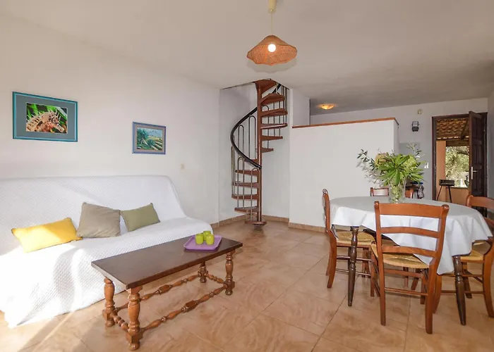 度假居 Maison Piscine Venzolasca