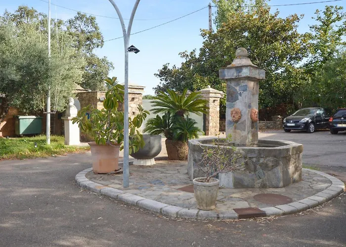 Maison Piscine 度假居